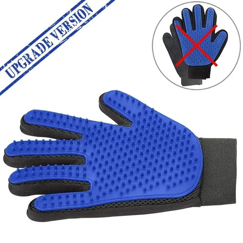 Pet Care Gloves – Wash, Brush & Massage Your Furry Friend