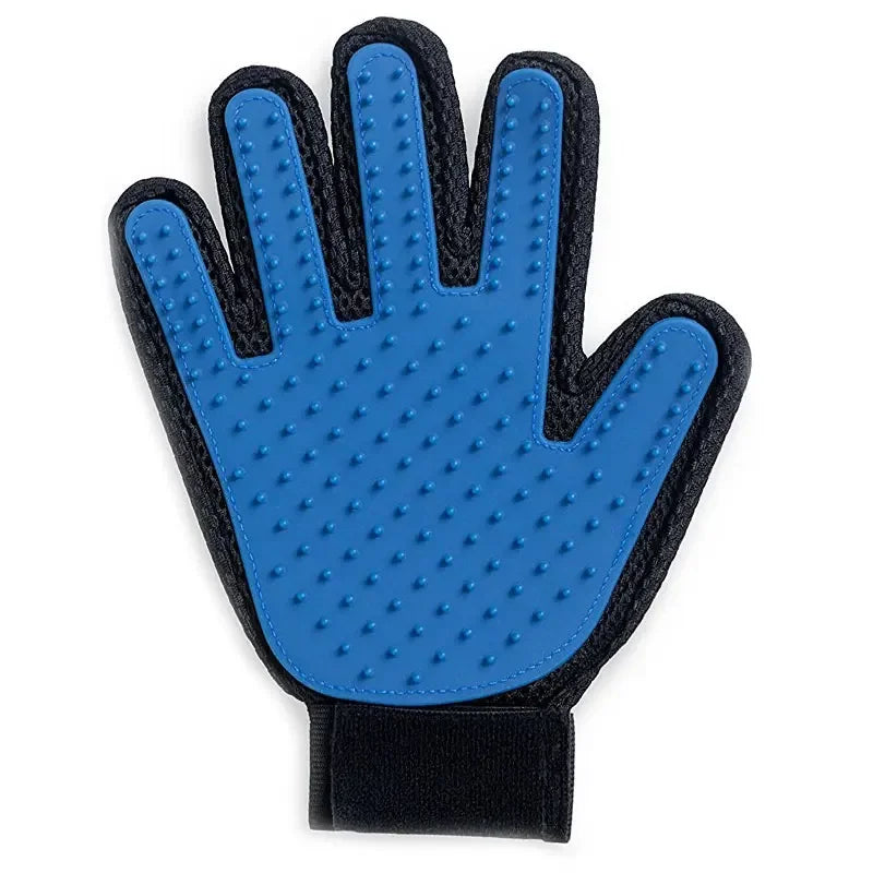 Pet Care Gloves – Wash, Brush & Massage Your Furry Friend